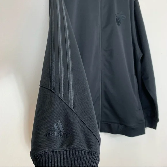 Adidas Men’s Black Miami Heat Zip Up Jacket Sz Large - Picture 4 of 8